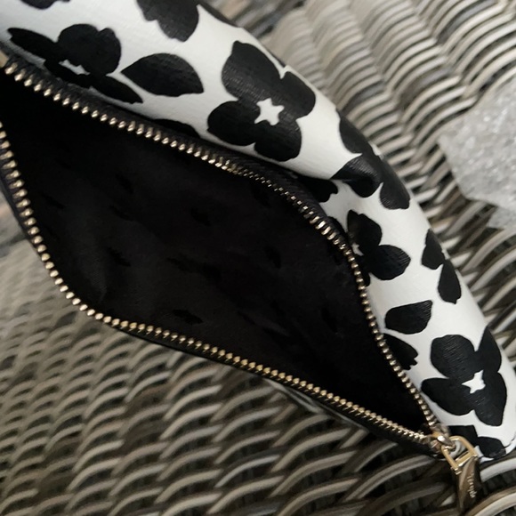 Kate Spade Darcy Clutch wallet wristlet graphic multi - Picture 9 of 16